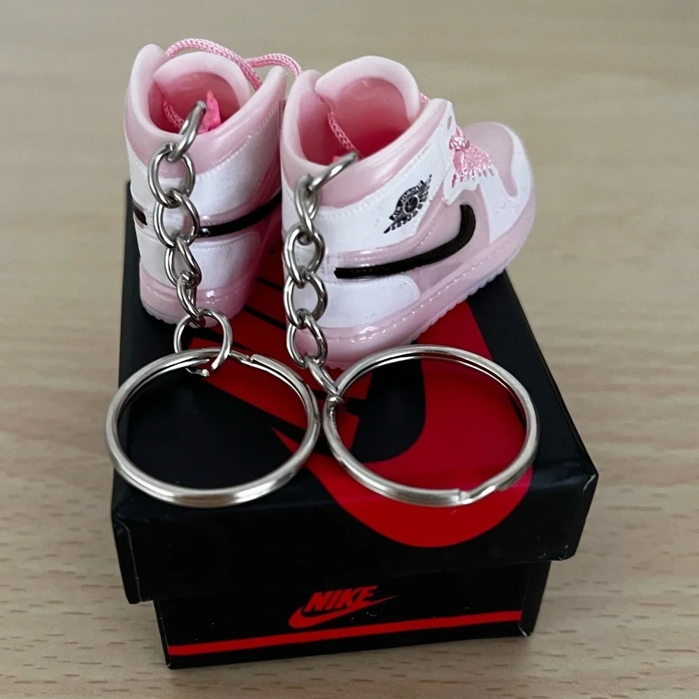 Pink and Black Fashion Sneaker Keychain BNIB with Box Shopper